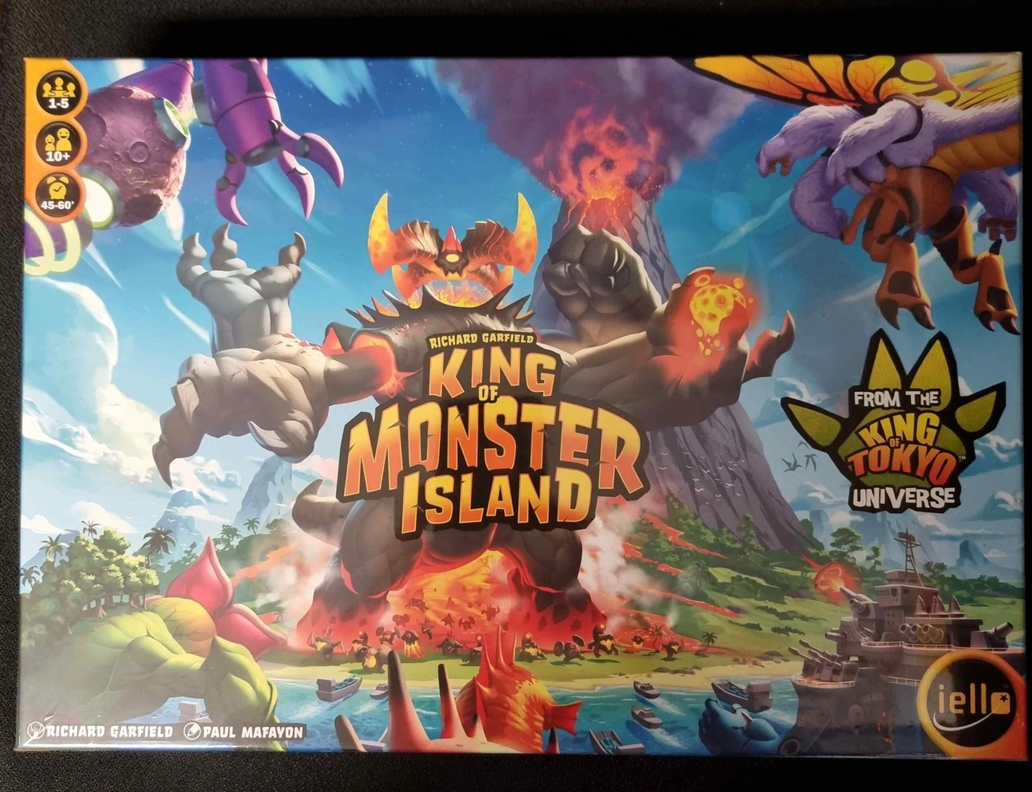 Iello King Of Monster Island - Damaged Box